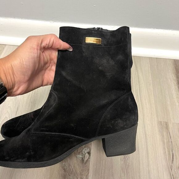 Salvatore Ferragamo Black Suede Heeled Ankle Boots in Size 9 AA (Narrow) - Picture 4 of 10